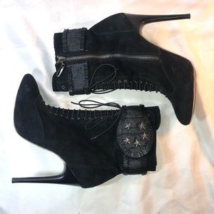 Kardashians by Bebe Boots Size 9M